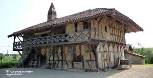 Find the best deals and book your travel ticket. Bourg En Bresse Ferme Ain France Alpes Castelo