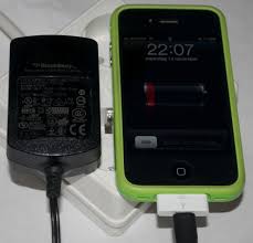 Amzn.to/2xajdk7 попросили посмотреть и отремонтировать. Hands On With The Iphone Micro Usb Plug And Third Party Chargers Ars Technica