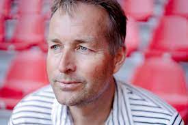 Hjulmand began his career with randers freja in 1987 where he played four years, and then signed with herlev. Kasper Hjulmand Der Kommer Ikke Til At Vaere Paladsrevolutioner Med Mig Som Landstraener