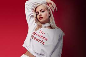 classroom complete bebe rexha bebe fashion