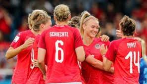 Spieltag am donnerstag nach amsterdam und trifft um 21 uhr auf die niederlande. Ofb Frauen Siegen Gegen Nordmazedonien In Der Em Qualifikation Klar