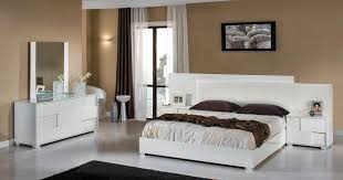 Bed + 2 nightstands + dresser + mirror. Modrest Monza Italian Modern White Bedroom Set Bedroom Sets Bedroom