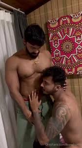 Indian muscular gay pornstar Bonghunk and DcHunter - BoyFriendTV.com