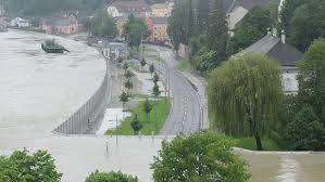 Polsky rapoval o kokainu a smrti. Dunaj Zaplavil Stredni Evropu Nemecko Se Pripravuje Na Povodnovou Vlnu Z Ceska Hospodarske Noviny Ihned Cz