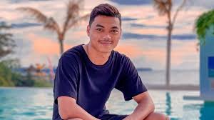 Setelah beberapa lama pekan dikabarkan bermasalah, ratu rizky nabila akhirnya mengambil langkah tegas terkait rumah tangga dengan alfath fathier. 5 Gaya Alfath Fathier Baru Cerai Dari Ratu Rizky Nabila Langsung Pamer Istri Baru Okezone Lifestyle