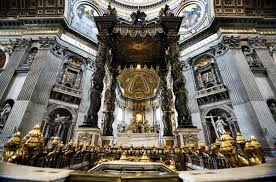 La sacristía de san pedro, la casa de los cánones y beneficiaries, así como el hospicio papal de santa marta, están conectados con la basílica por medio de dos pasajes cubiertos. Basilica De San Pedro De Resena Los Templos Mas Iconicos En El Mundo
