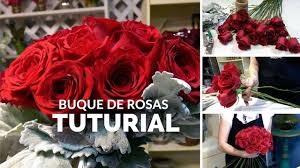 Vista superior del ramo de rosas rojas con hojas verdes aisladas en rojo. Como Hacer Un Ramo De Rosas Youtube