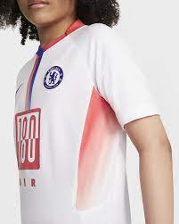 Os detalhes do design se inspiram no icônico nike air max, e o tecido altamente respirável ajuda a manter o suor da sua pele, para que você fique fresco e confortável enquanto torce pelo seu time. Chelsea F C Stadium Air Max Older Kids Football Shirt Nike Ae