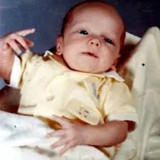 Eminem was born marshall bruce mathers iii on 17th october 1972. Why Don T We See Eminem Laughing Ever Except In His Videos Quora