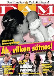 Det är svensk damtidning som avslöjar att kronprinsessfamiljen har unnat sig en härlig vecka i italien. Kronprinsessan Victoria Princess Estelle Duchess Of Ostergotland Svensk Damtidning Magazine 26 April 2012 Cover Photo Sweden