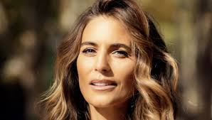 Lived in burbank ca, glendale ca, north hills ca. Oi8 Kz J3dbeim