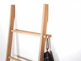 48 kundenbewertungen, preise, kontaktdaten und öffnungszeiten von firmen aus mit dem stichwort handtücher. Handtuchleiter Frida Handtuchstander Aus Holz Eiche Kommod