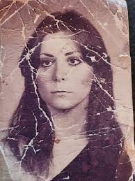 Can someone restore my mother's picture?