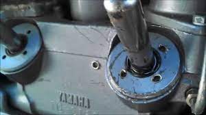 Electric start with power trim. Yamaha Power Trim Repair Rebuild How To Bleed Youtube