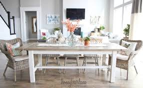 Place a bottom brace against the upright so that the upright forms the base of an l. 40 Diy Farmhouse Table Plans Ideas For Your Dining Room Free