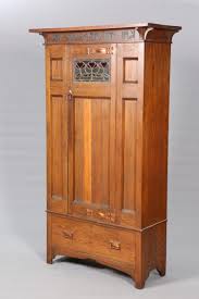 Buy Online View Images And See Past Prices For An Arts And Crafts Oak Wardrobe With O In 2020 Arts And Crafts Furniture Arts And Crafts Interiors Craftsman Furniture