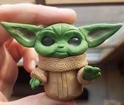 My Friend Made Baby Yoda Out Of Clay R Babyyoda Baby Yoda Grogu Easy Clay Sculptures Cute Clay Clay Crafts