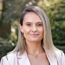 Elise Horscroft • Ray White