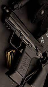 Pin By Guillermo Everest On Weapon Wallpaper Hd Guns Wallpaper Guns Hand Guns