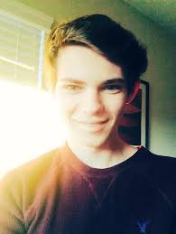 Peyton Taken By This Handsome Boy Xoxo I Love You Smiles Robbie Kay Robbie Robbie Kay Peter Pan