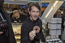 The krispy kreme challenge is unc children's hospital's largest unrestricted donor. Journal Frankfurt Nachrichten James Blunt Eroffnet Krispy Kreme Store Scones Or Doughnuts Mister Blunt