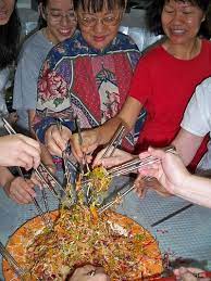 Yee sang has become such an integral part of the lunar new year that every year, restaurants across town are getting increasingly creative with their offerings. Yusheng Wikiwand
