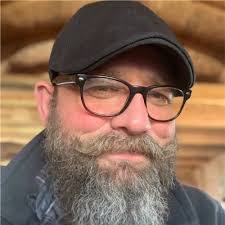 Phil Sledge's Instagram, Twitter & Facebook