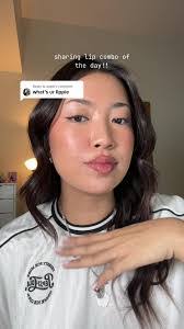 Denise Lippy's Instagram, Twitter & Facebook