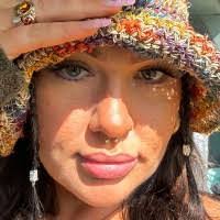 Katie Melville's Instagram, Twitter & Facebook