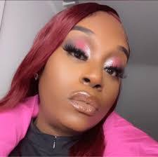 Nadia Grady's Instagram, Twitter & Facebook