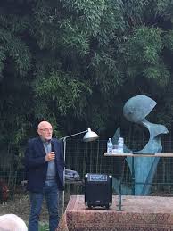 Caduta in casa per il maestro riccardo muti, frattura dell'anca. Metti Una Sera A Casa Del Maestro Muti Con Rumiz In Giardino Tra Galline E Arte