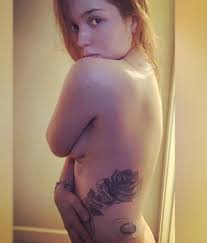 Jennifer Stones Hot Shots