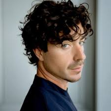 Very interesting, I love practical experiments like that! Is there a kit?  Cory did you see this?