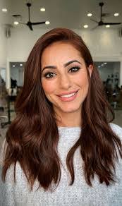 Alexandra Dubois's Instagram, Twitter & Facebook