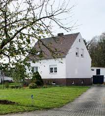 Haus kaufen oder verkaufen im burgenland, finden sie ihr einfamilienhaus, reihenhaus unter 8.788 häusern auf willhaben. Haus Zum Verkauf 03172 Guben Mapio Net