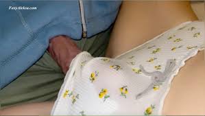 FoxyAleksa Upskirt 720p HD Porn Videos @ xHamster