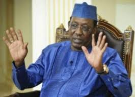 أعلن التلفزيون الرسمي التشادي قبل قليل مقتل الرئيس التشادي إدريس ديبي. Qh9wzwiizgc Vm