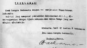 Proklamasi kemerdekaan 17 agustus 1945 dilaksanakan dengan persiapan yang sangat cepat tanpa panitia resmi. Tpvssqyjomzrwm