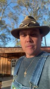 Brian Beech's Instagram, Twitter & Facebook