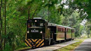 Debrecen, kossuth tér, 4025 венгрия. Ujra Zakatol A Debreceni Zsuzsi Vonat Csodalatosmagyarorszag Hu