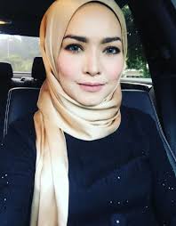 Mobile pet grooming in lan on yp.com. Foto Foto Mengejutkan Isteri Lan Pet Pet Yang Jelita Bak Anak Dara Iluminasi