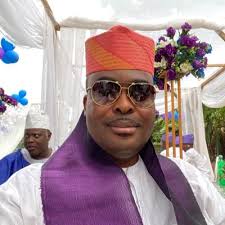 Emeka Ossai (@emissai)