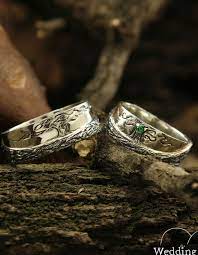 Family Tree Matching Wedding Bands With Emerald Unique Tree Etsy Diamond Wedding Bands Matching Wedding Bands Couple Bands
