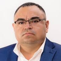 100+ "Falco'n" profiles