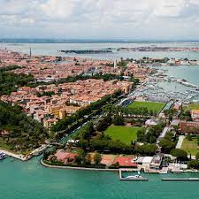 All information about venezia (serie b) current squad with market values transfers rumours player stats fixtures news. Venice Attracts 30m Tourists A Year Why Do So Few Visit Its Football Club Soccer The Guardian