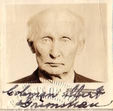 Melissa Grimshaw's Instagram, Twitter & Facebook