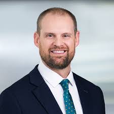 Derek Seal's Instagram, Twitter & Facebook