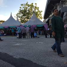 Dekorasi ruang tamu dengan bunga buatan nah itulah informasi terbaru dan terlengkap mengenai diy cara membuat bunga dari kertas untuk. Dewan Bunga Kertas Shah Alam Selangor