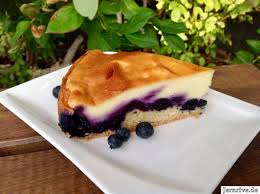 Kasekuchen Mit Quark Schmand Und Heidelbeeren Aus Meinem Kuchen Und Tortenblog Kasekuchen Mit Quark Kasekuchen Mit Obst Heidelbeeren Kuchen