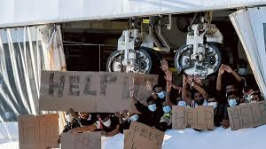 Migranti Catania, parte la rivolta. Sulla Humanity lo sciopero della fame:  «Aiutateci»